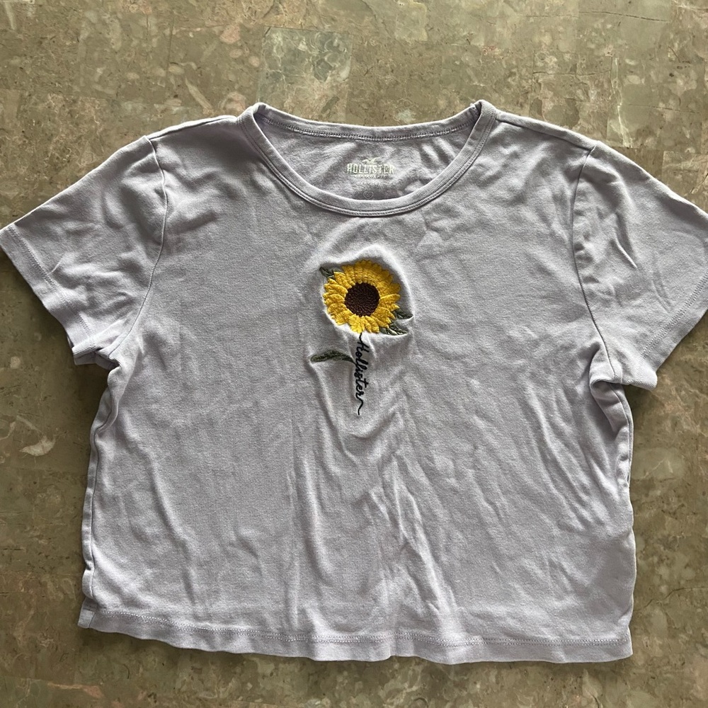 Hollister Sunflower Embroidered Women's Top